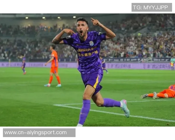 苏莱成为2003年后出生球员中第五位赛季进球20助攻10的优秀球员